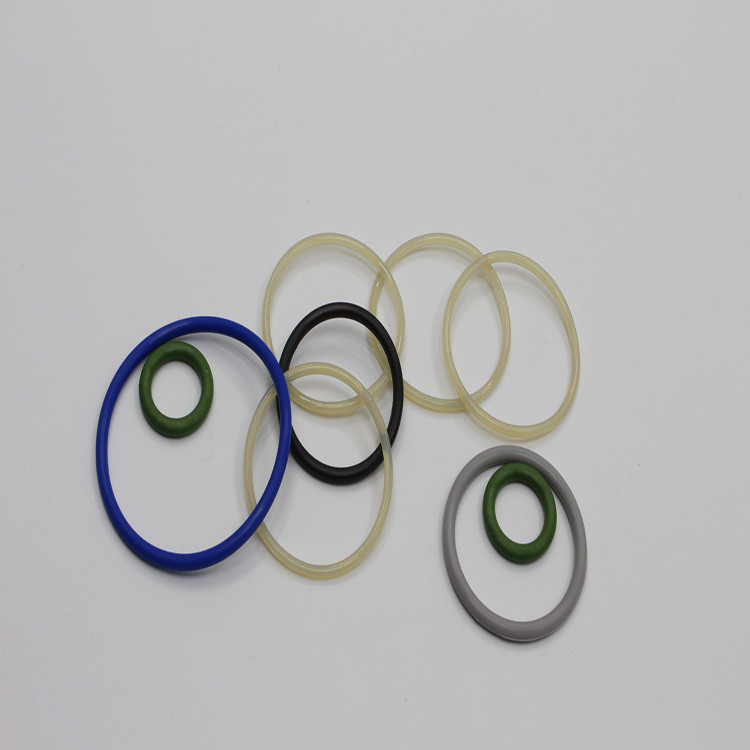 Özel EPDM FKM Ptfe Silikon Kauçuk Mühürleri 8mm O-Hengemler Enjeksiyon Kablosu O-Hengemler için