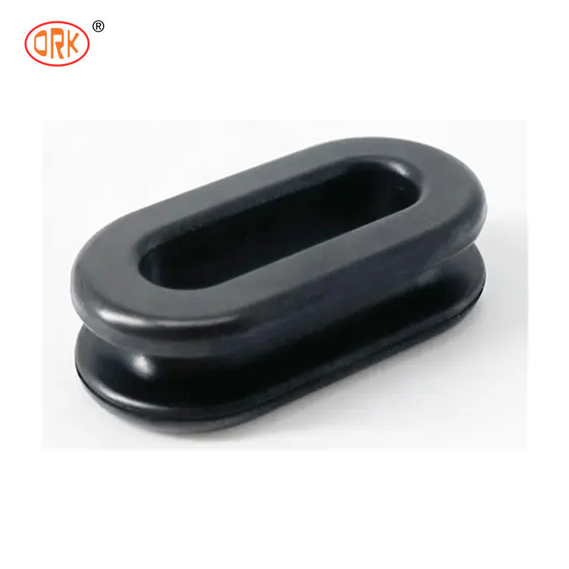 Siyah CR Otomobil Kauçuk Dükkanları Neopren Grommet Kağıt Dükkanları Bağlayıcı Kablo Bağlantısı için