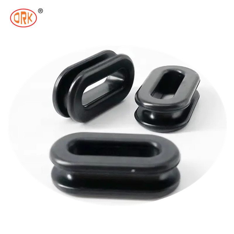Siyah CR Otomobil Kauçuk Dükkanları Neopren Grommet Kağıt Dükkanları Bağlayıcı Kablo Bağlantısı için